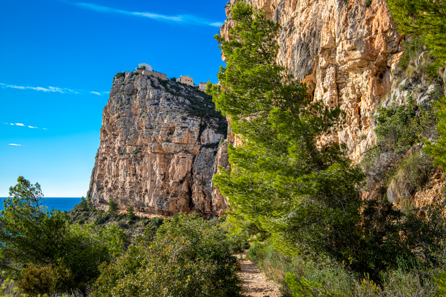 Cuevas de pescadores y contrabandistas — imagen pública